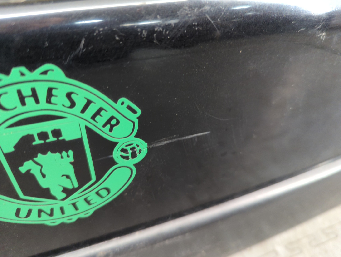 Дверь багажника