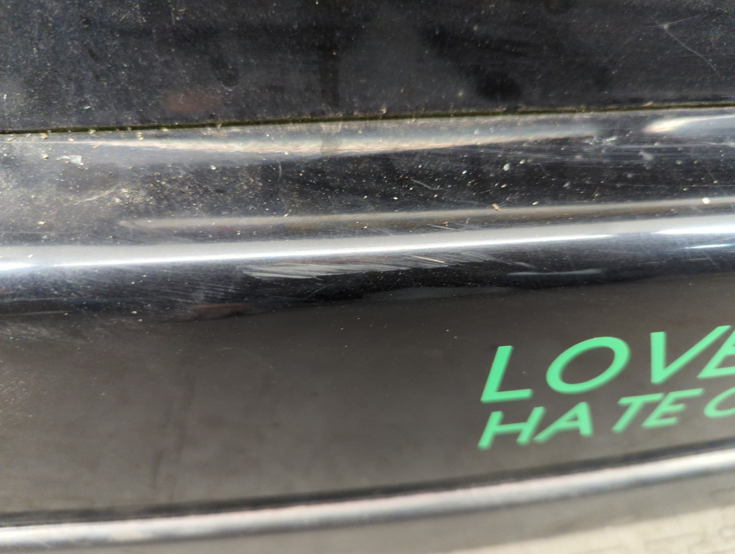 Дверь багажника