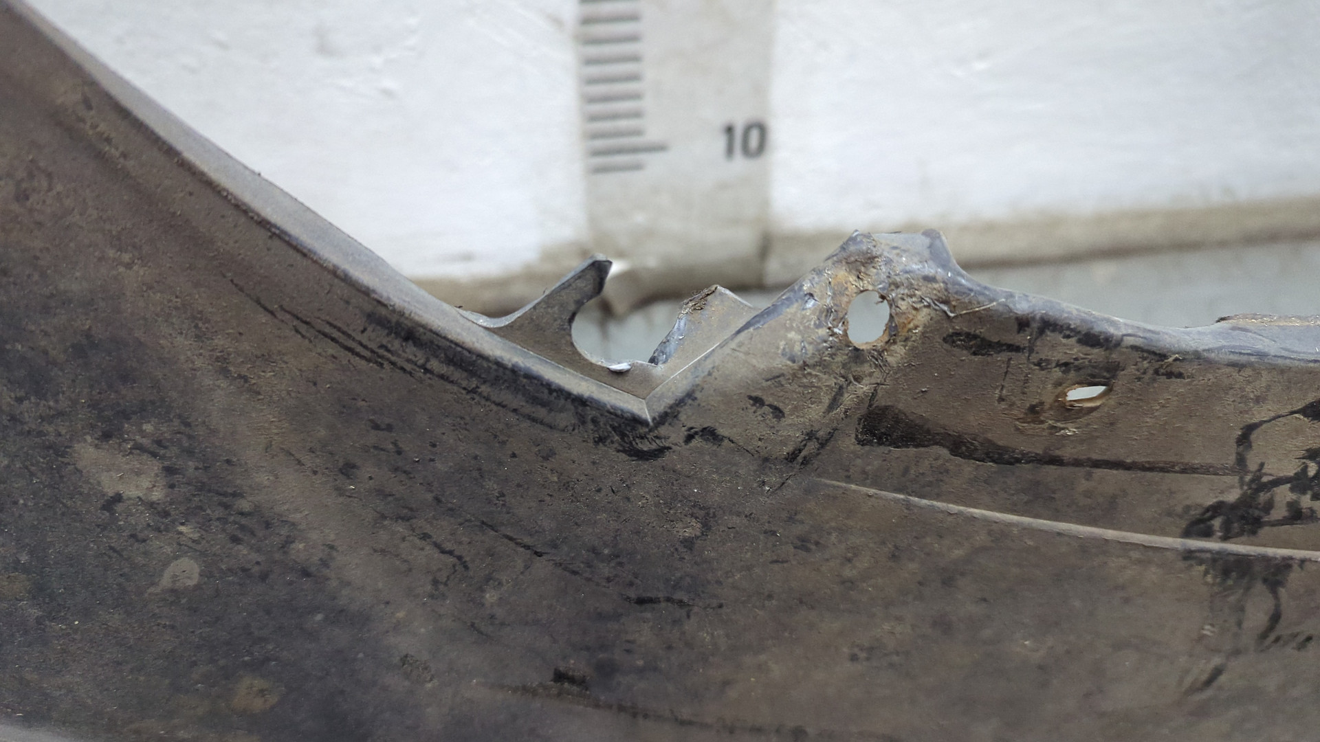 Бампер передний