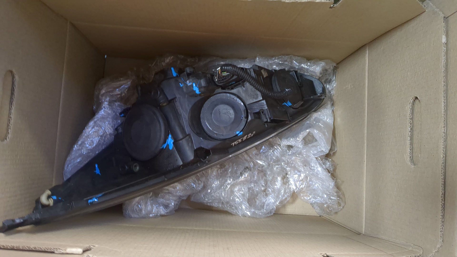 Фара правая