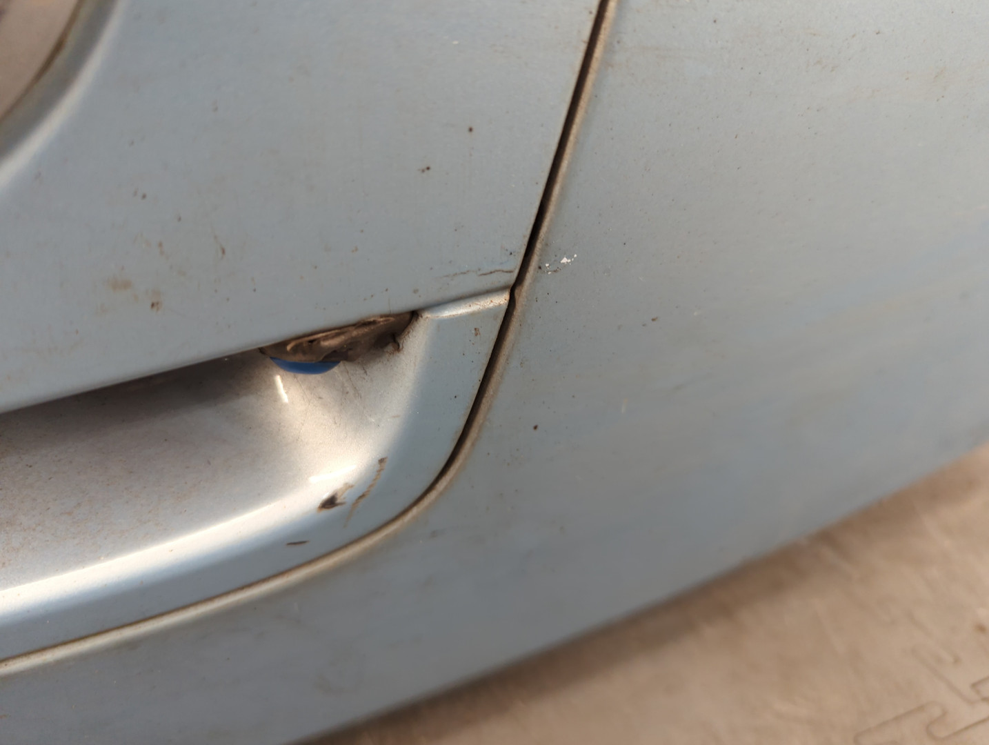 Дверь багажника