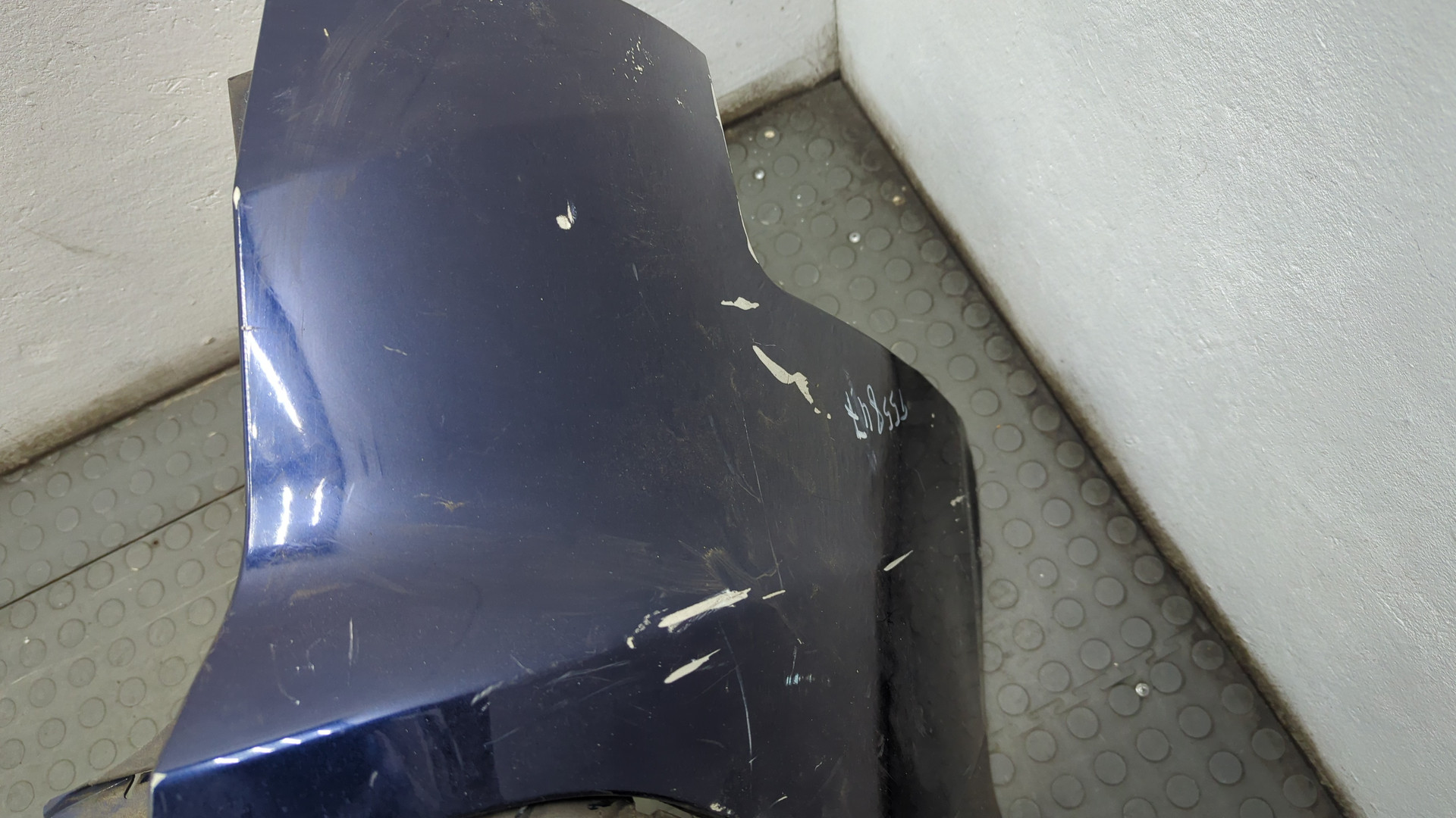 Бампер задний