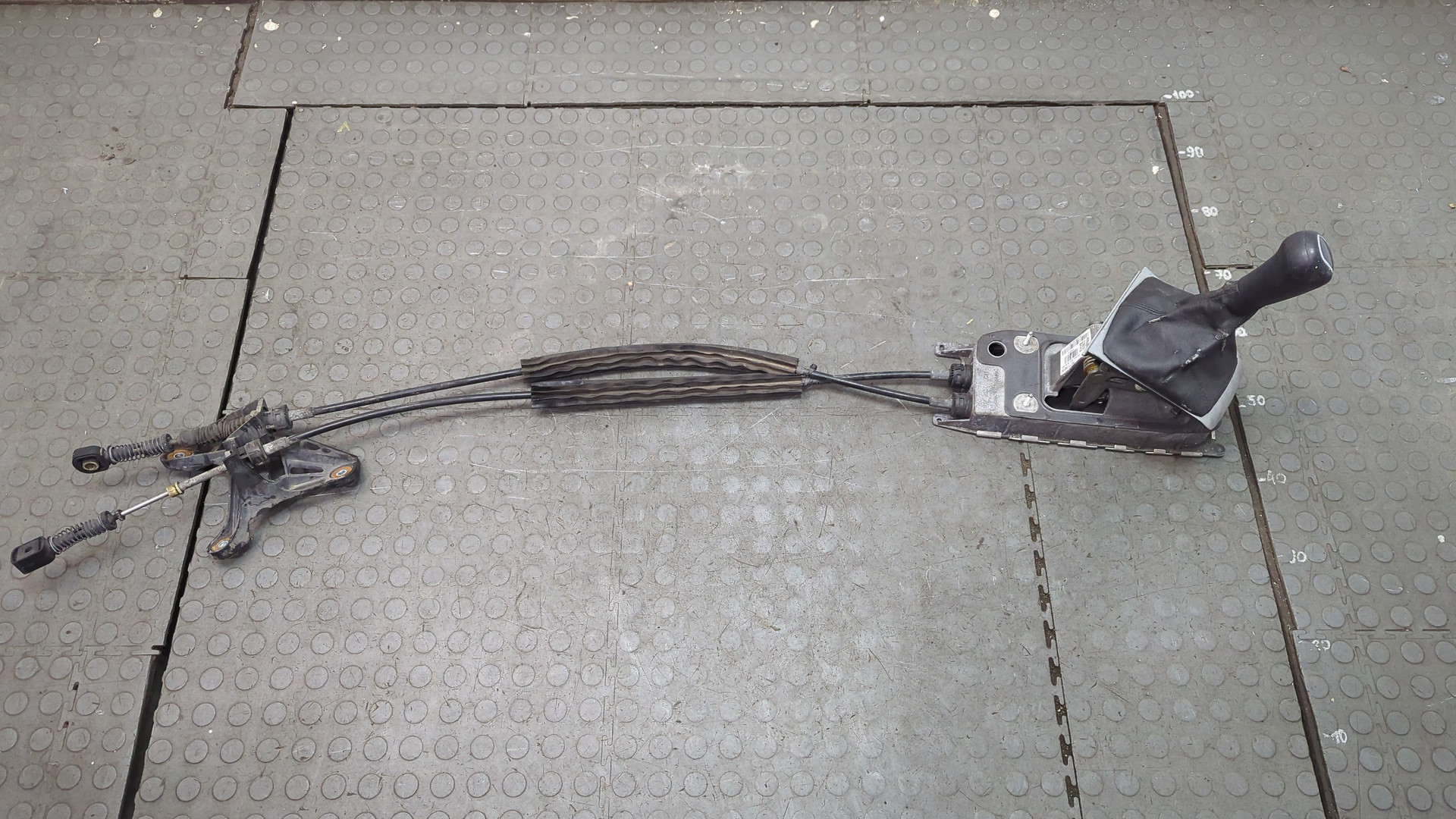 Кулиса МКПП / АКПП