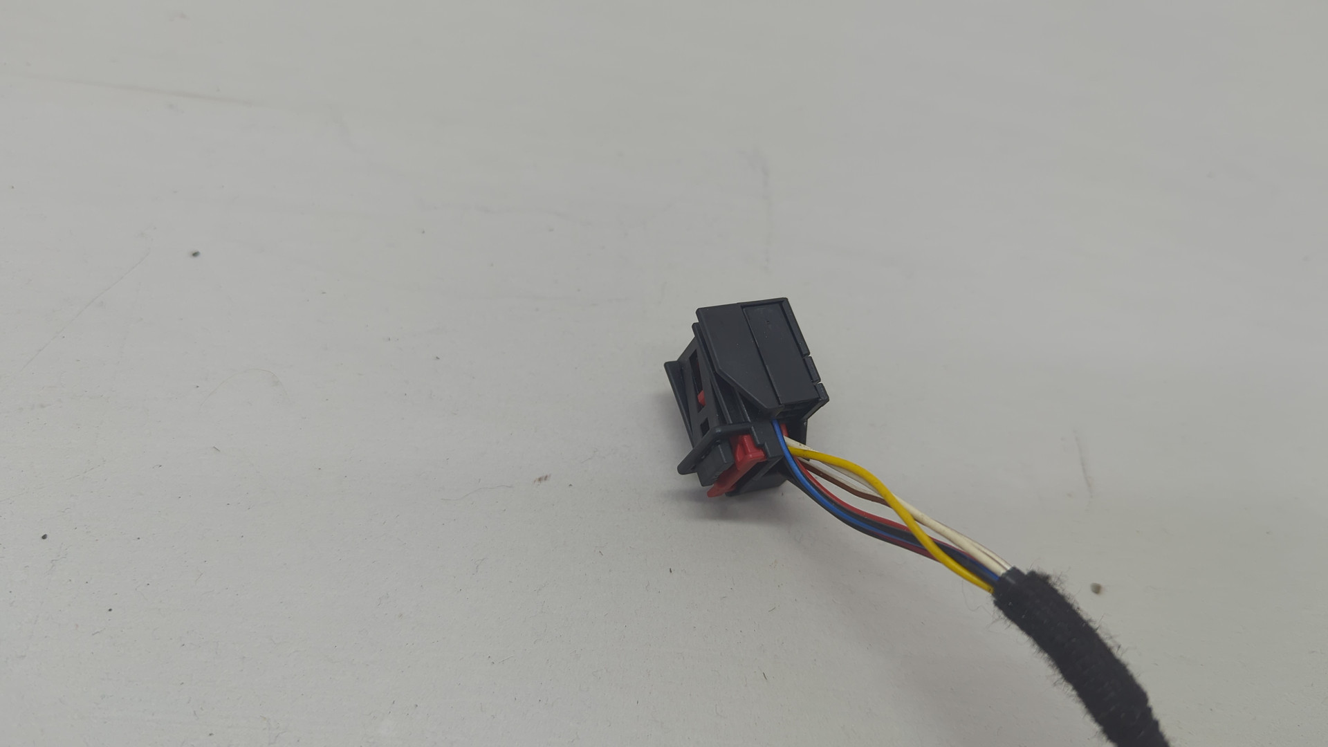 Зеркало правое электрическое