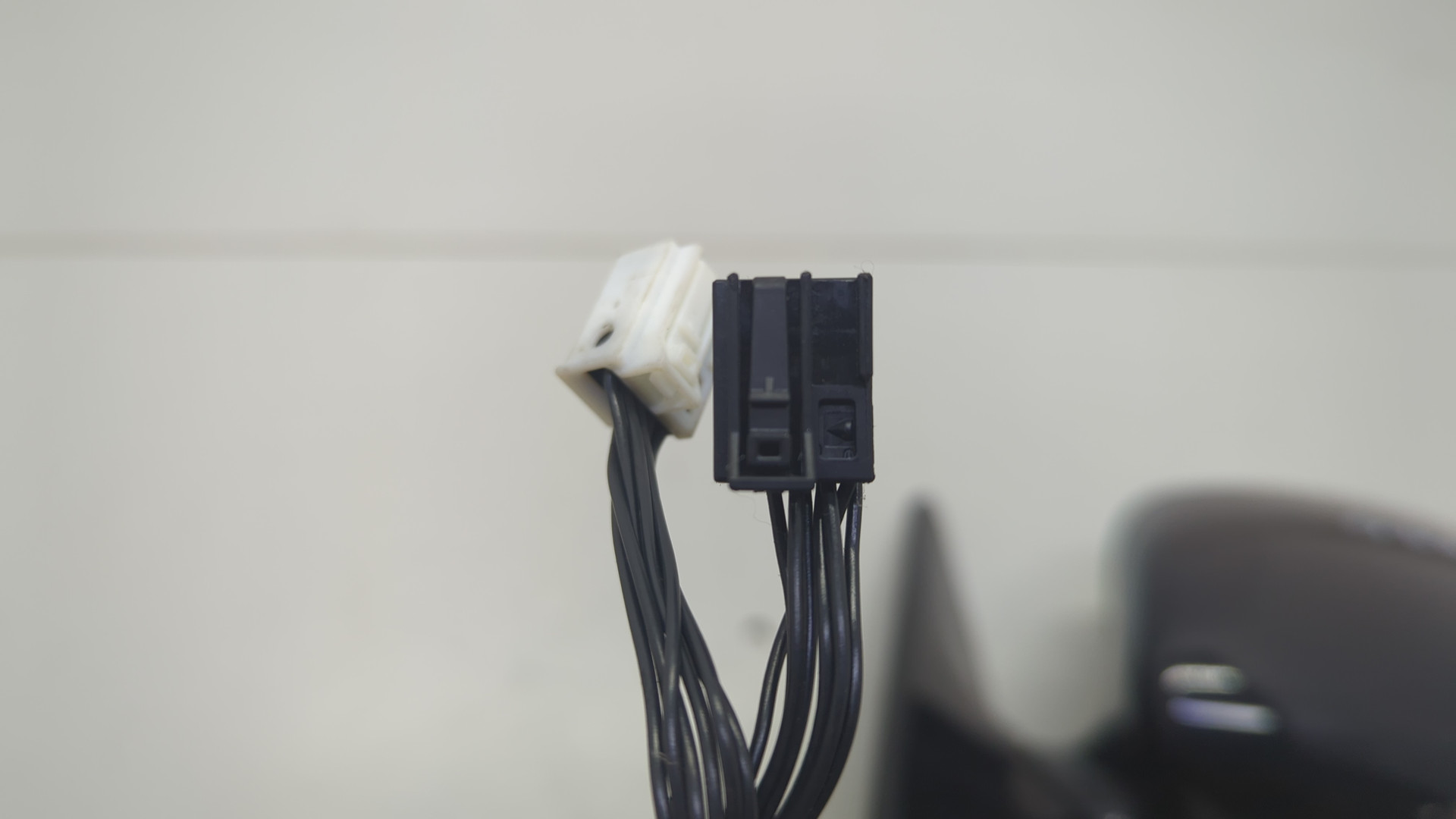 Зеркало левое электрическое