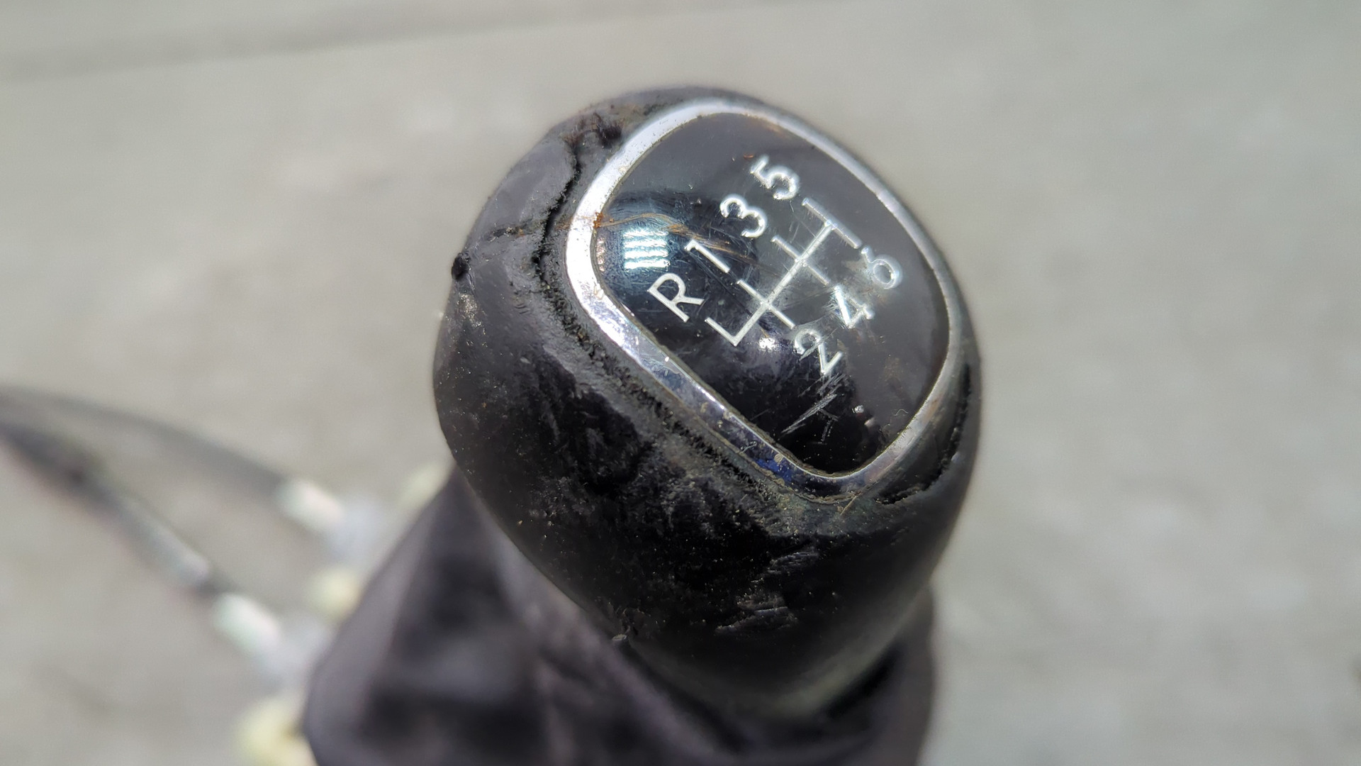 Кулиса МКПП / АКПП