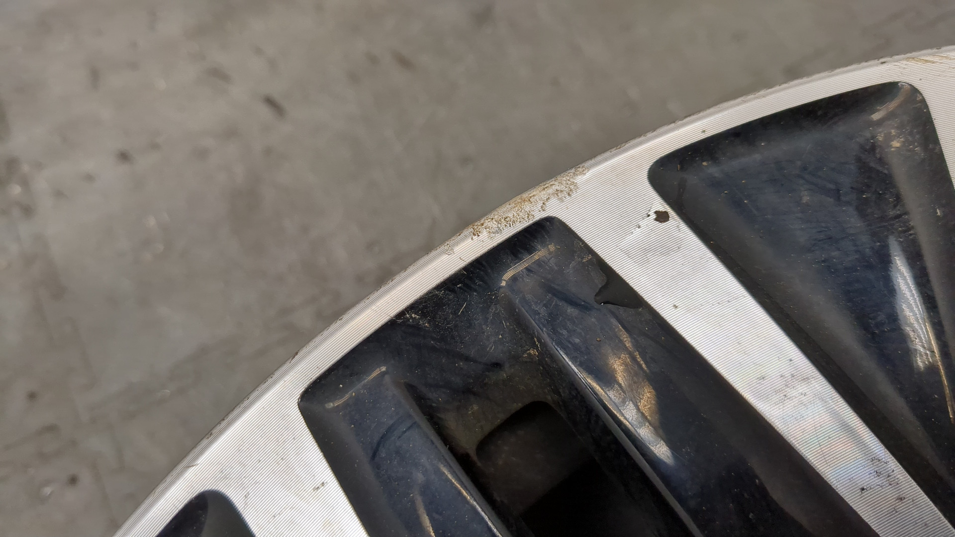 Диск колесный литой легкий сплав