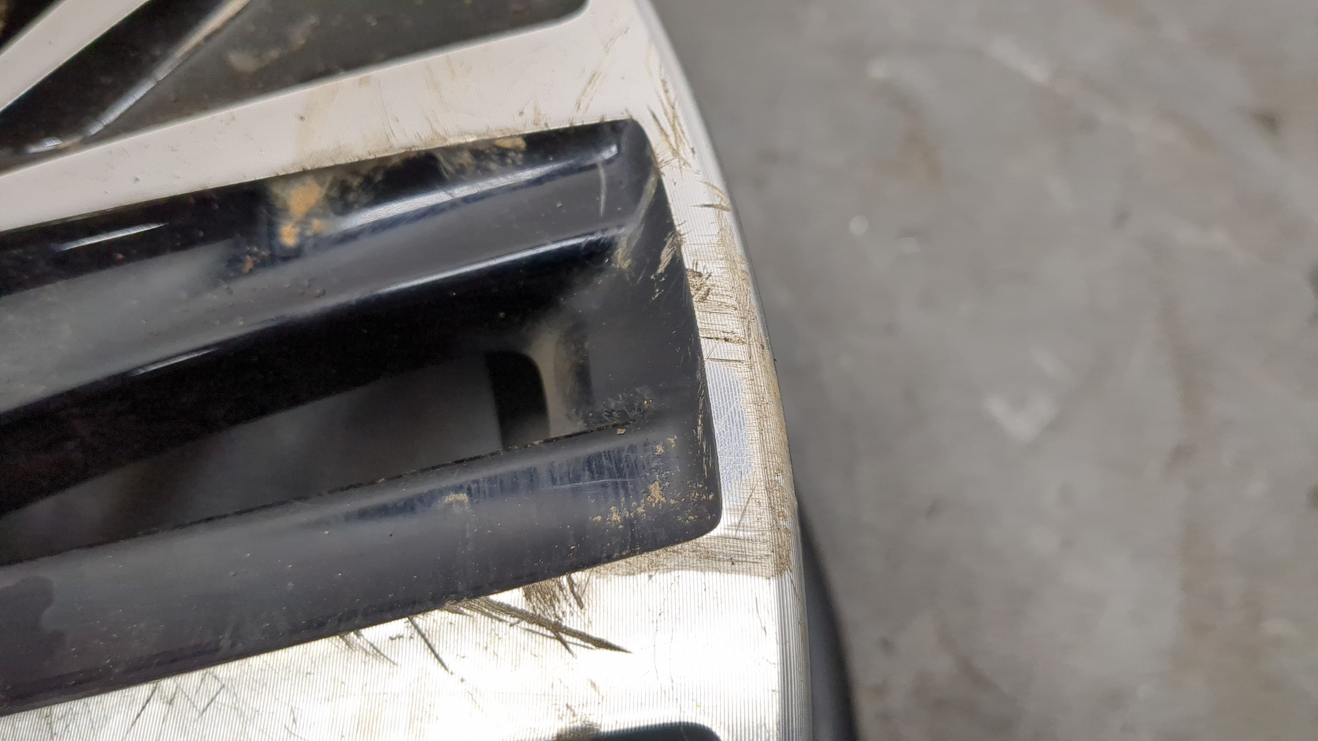 Диск колесный литой легкий сплав