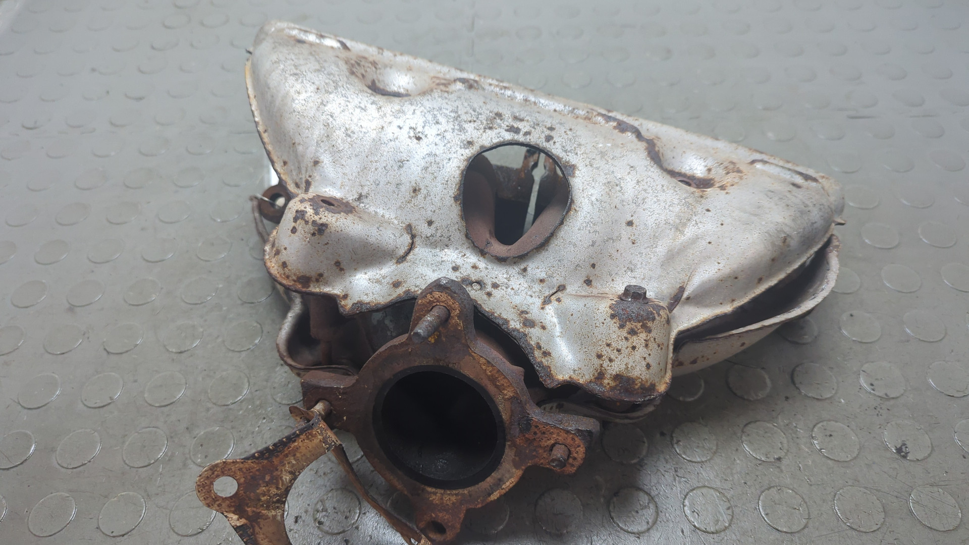 Коллектор выпускной