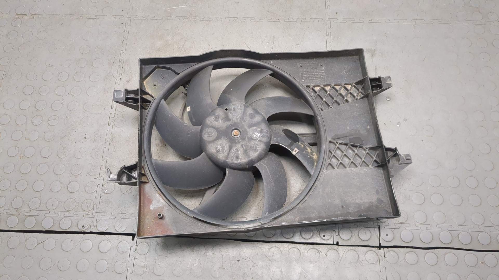 Вентилятор радиатора