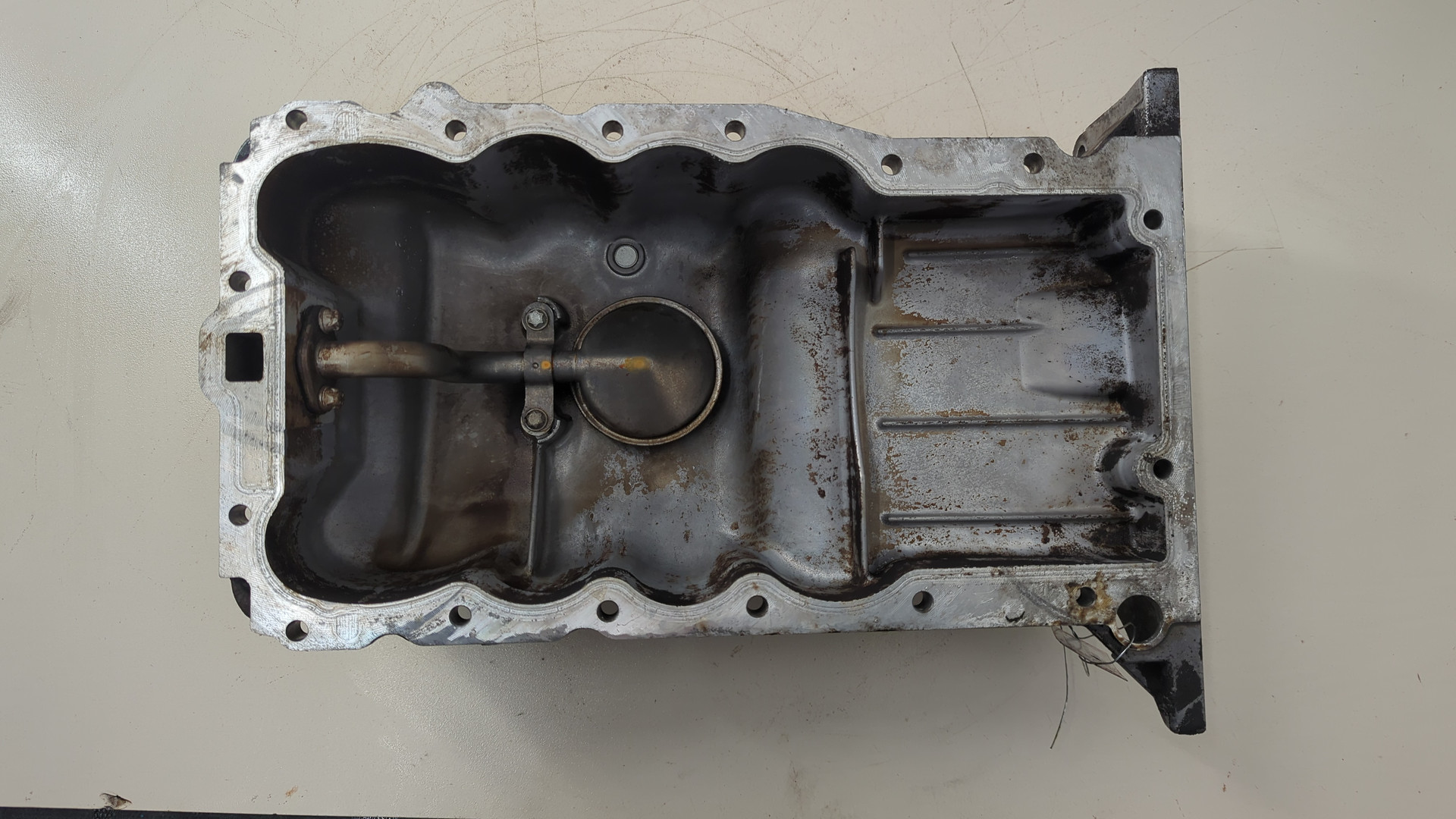 Поддон масляный двигателя (картер)