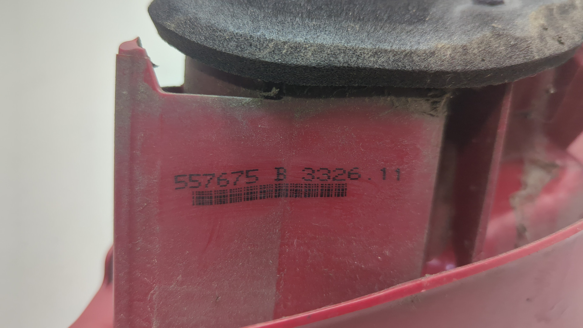 Фонарь задний правый