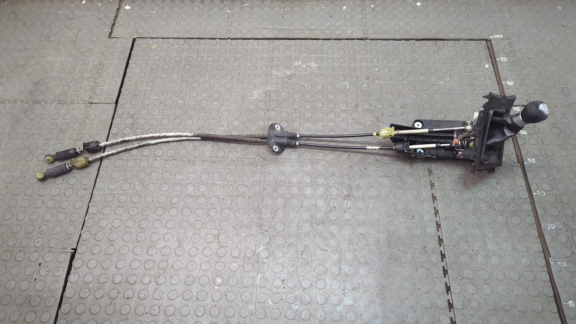 Кулиса МКПП / АКПП