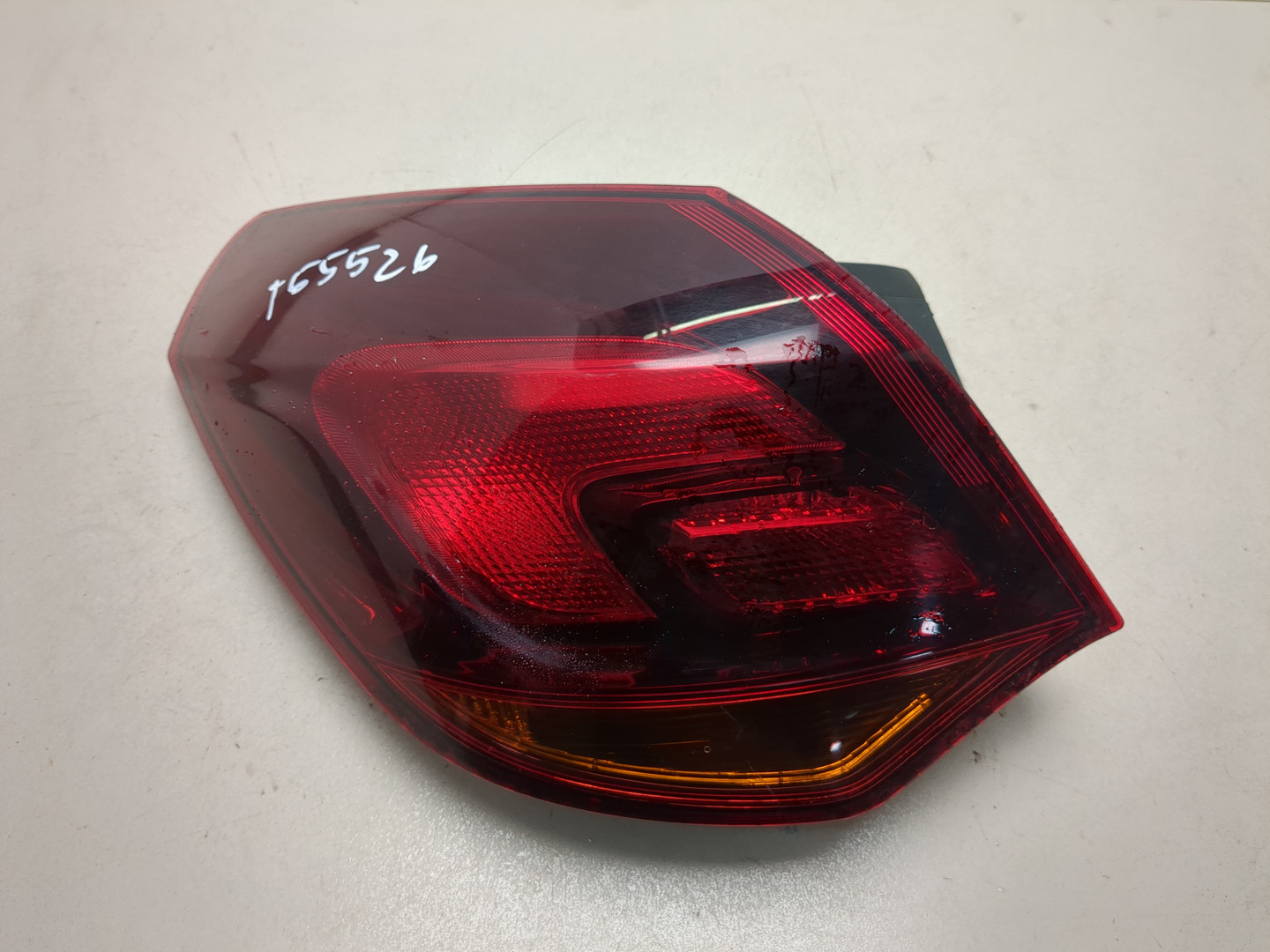 Фонарь задний левый