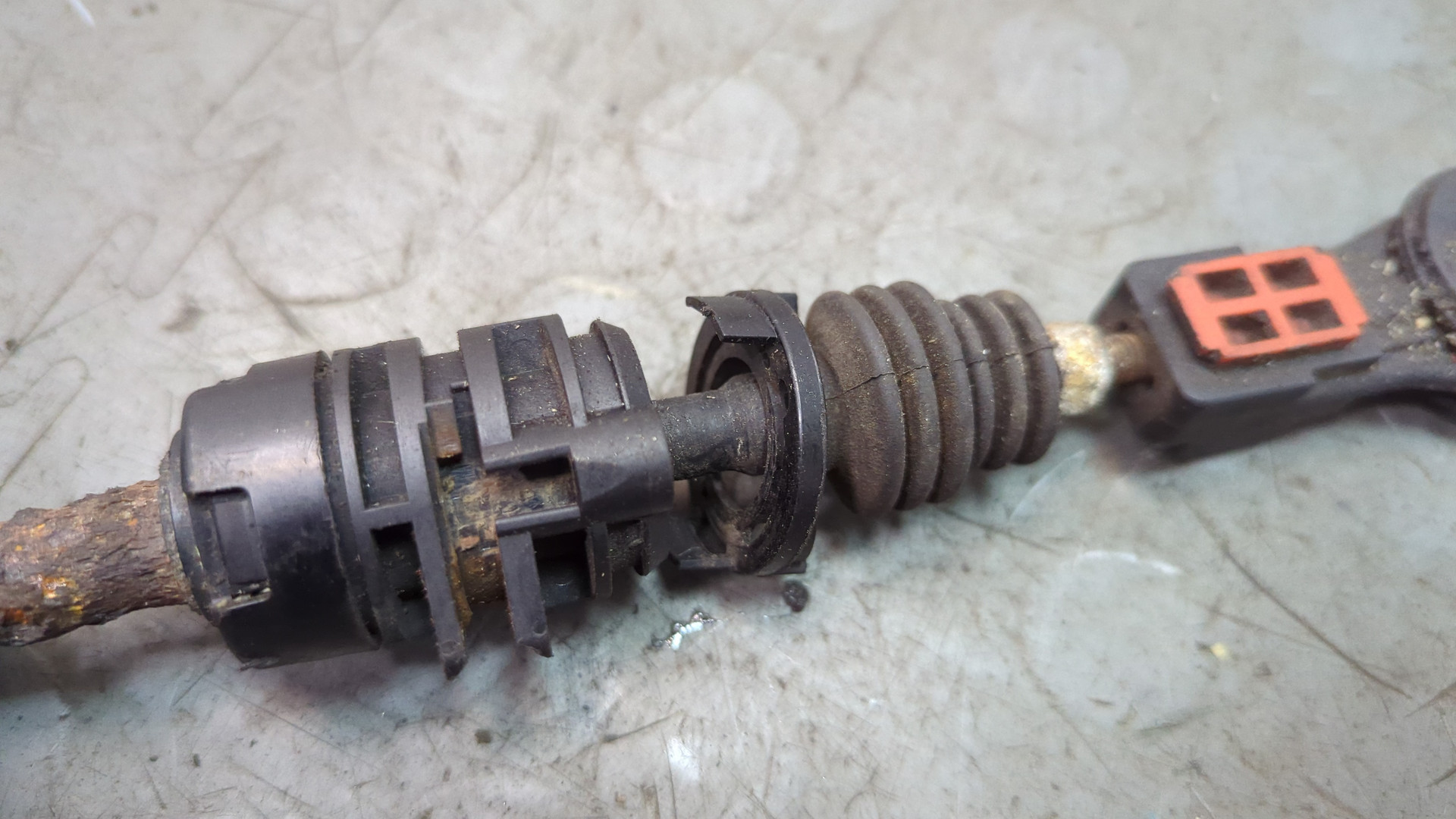 Трос КПП (выбора/переключения передач)