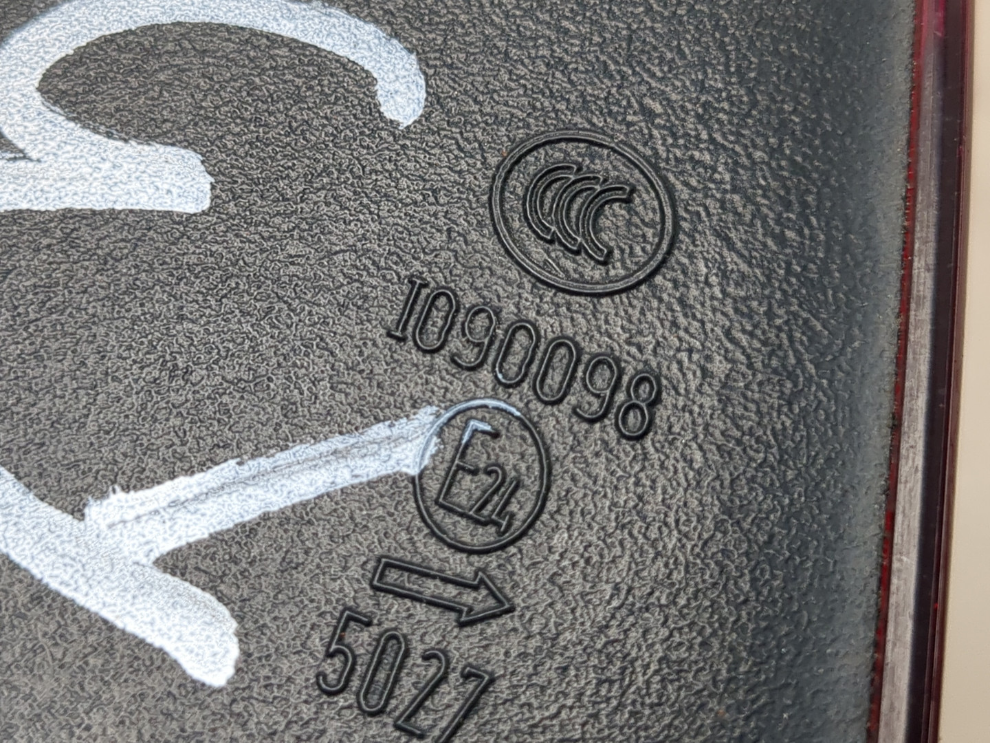 Фонарь задний правый