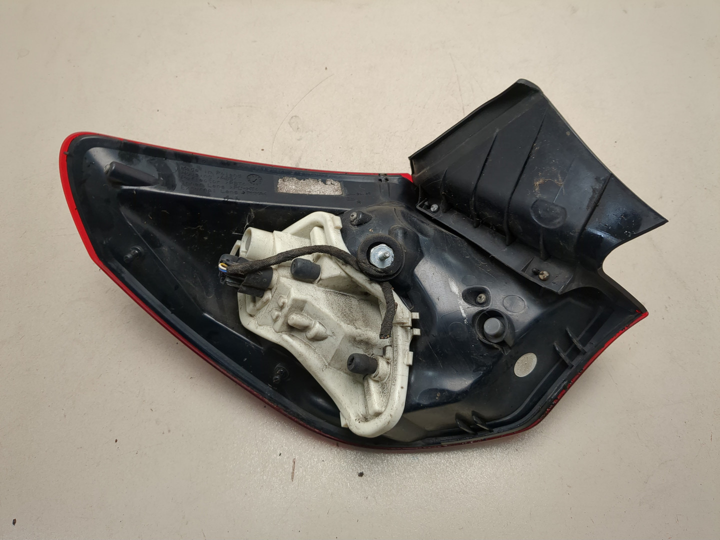 Фонарь задний правый