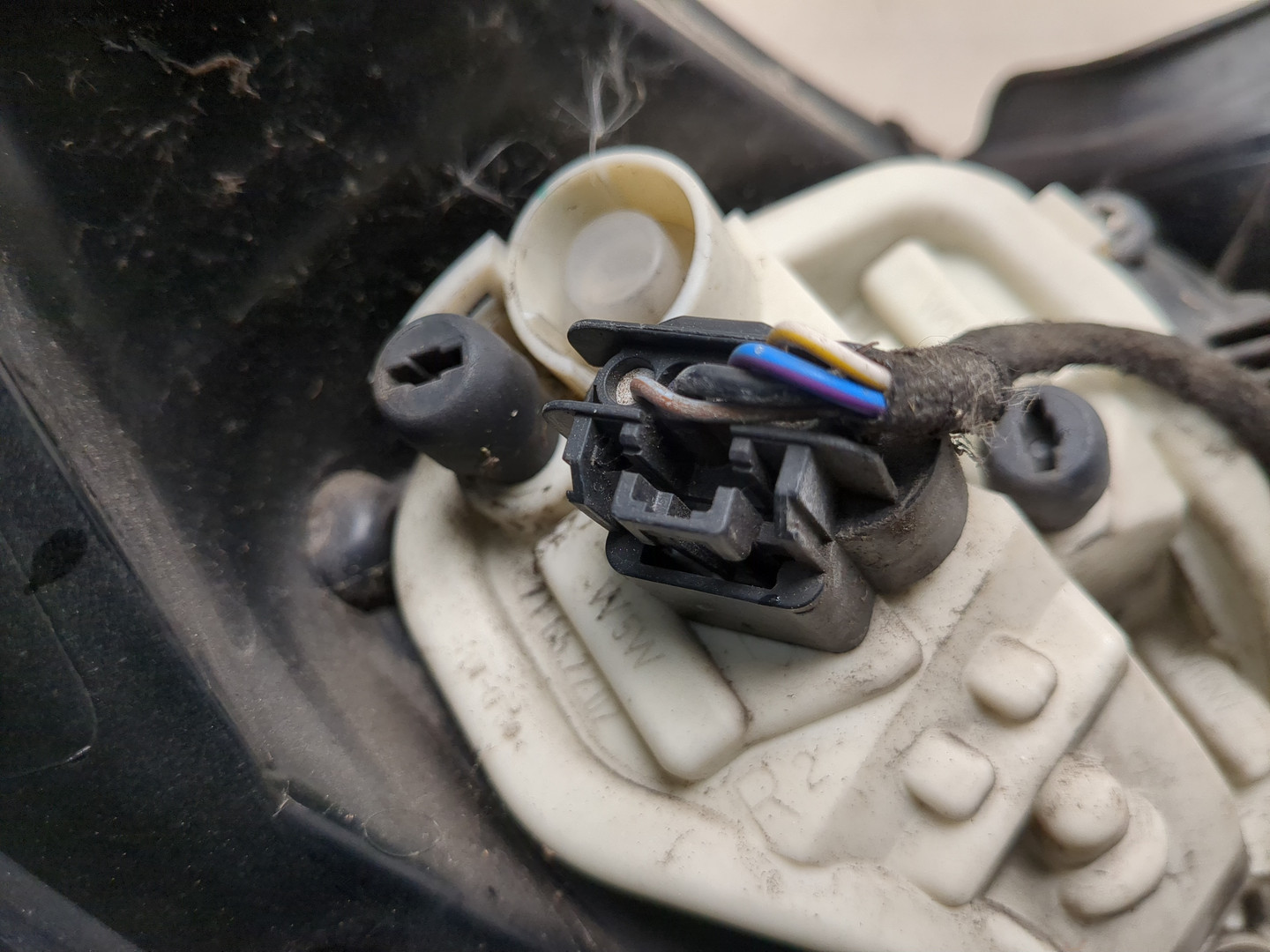 Фонарь задний правый