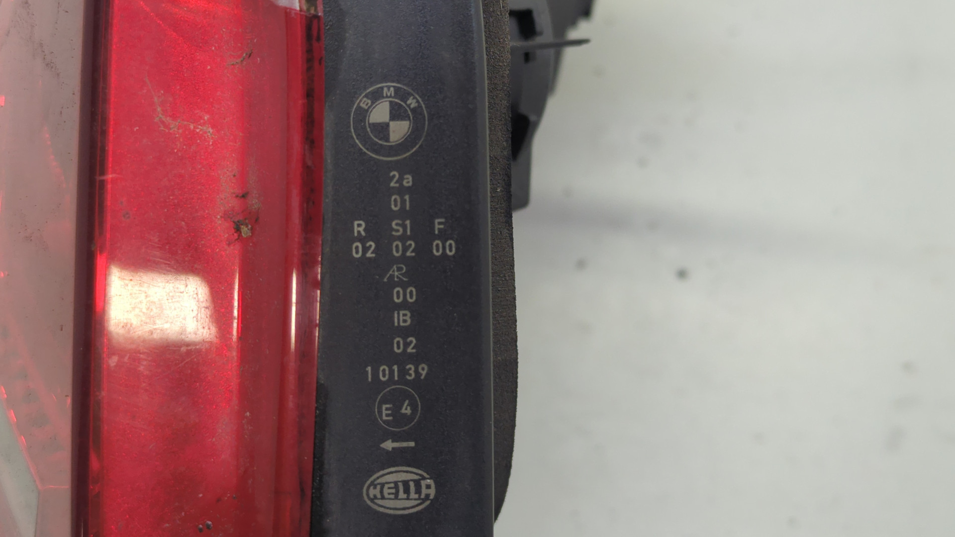 Фонарь задний левый