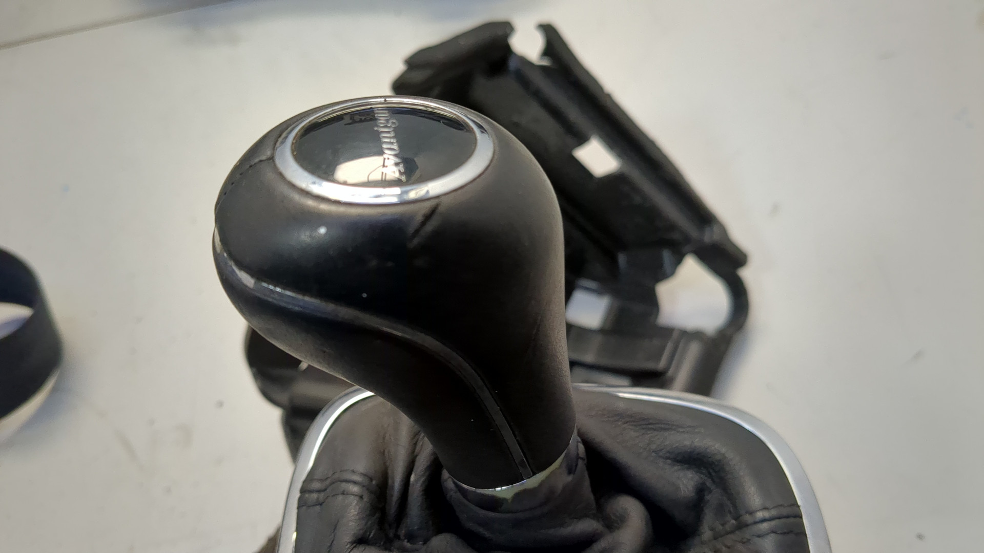 Кулиса МКПП / АКПП