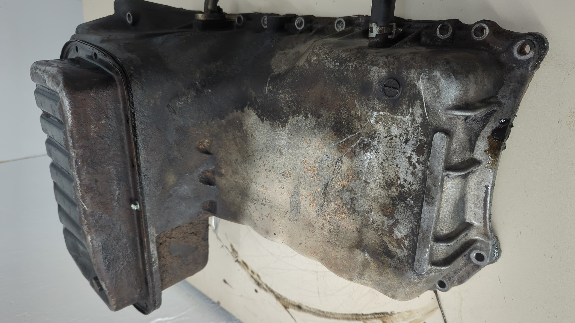 Поддон масляный двигателя (картер)