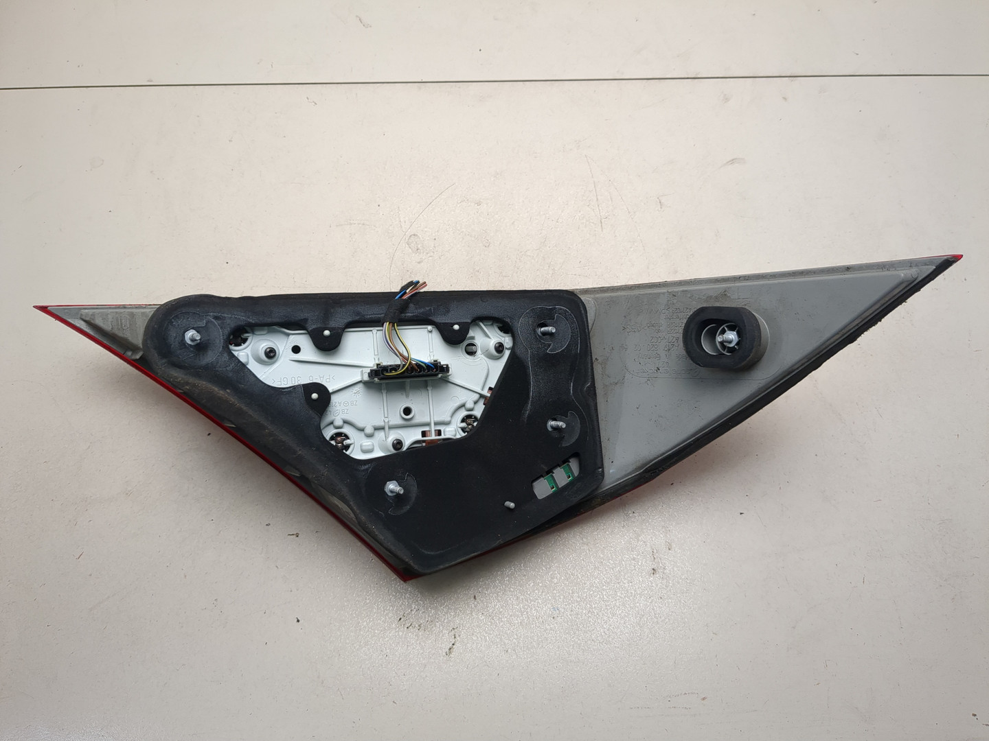 Фонарь задний правый