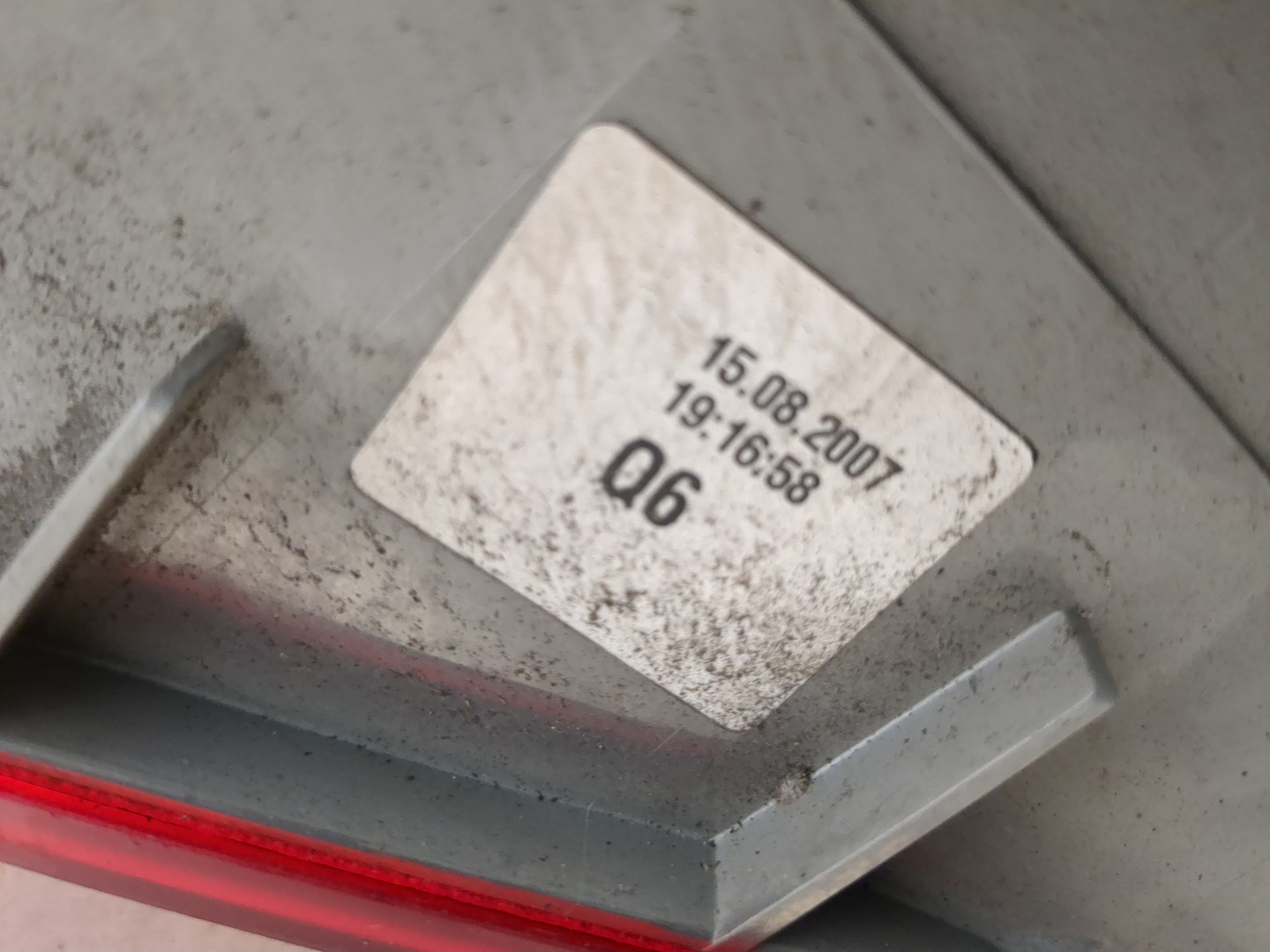 Фонарь задний правый