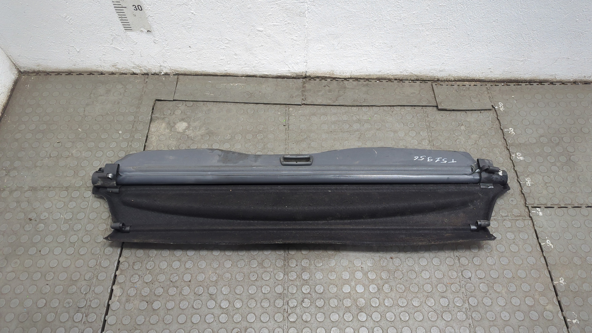 Шторка багажника