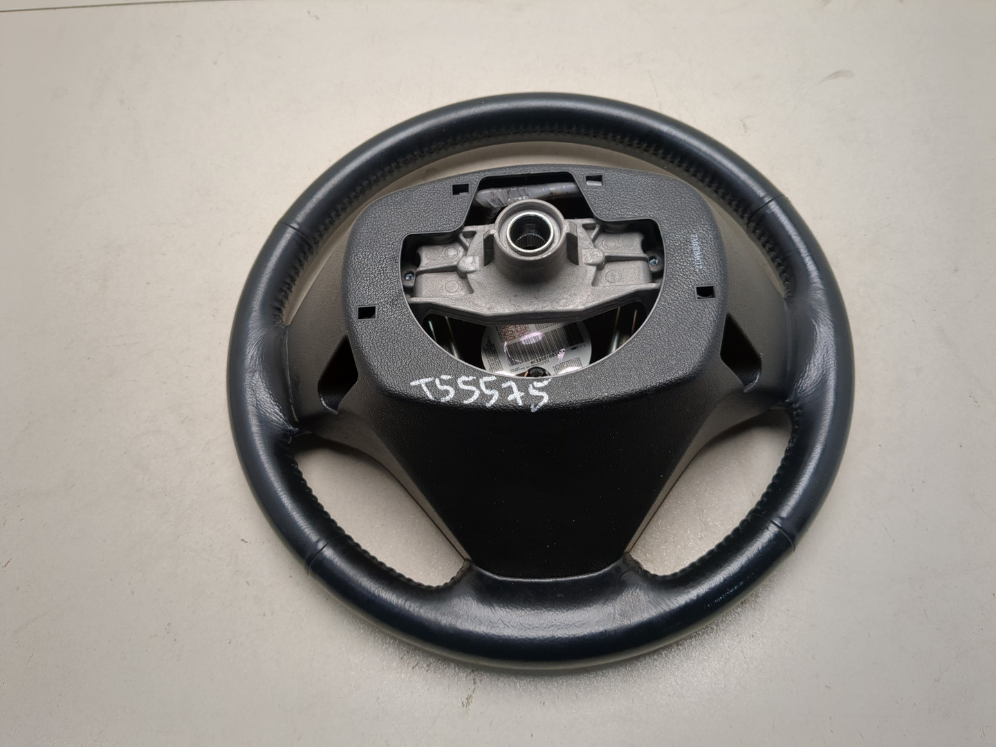 Рулевое колесо (руль)