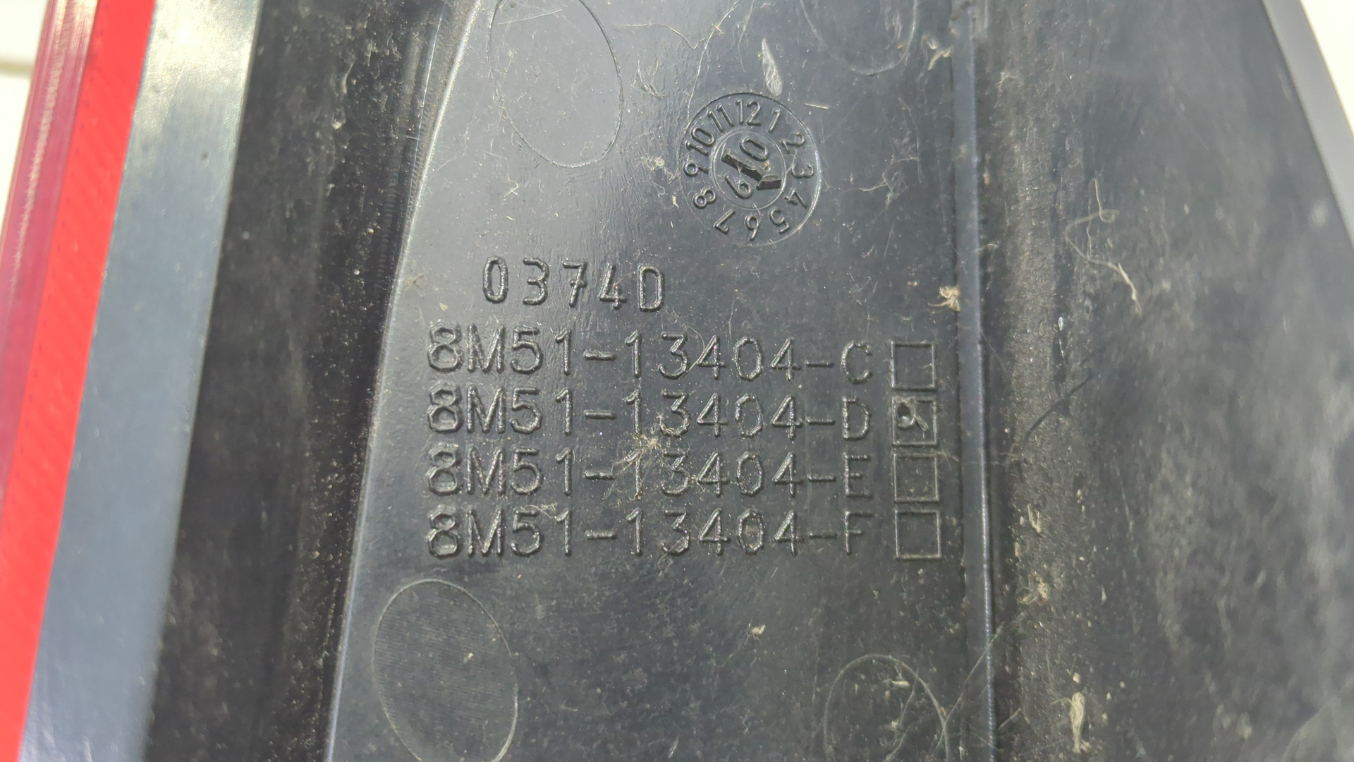 Фонарь задний правый