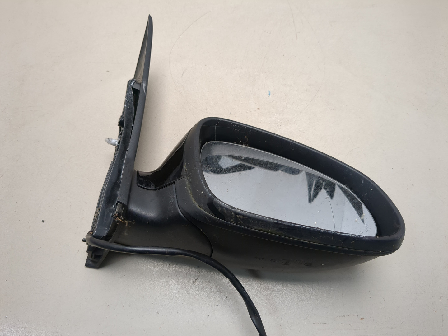 Зеркало правое электрическое