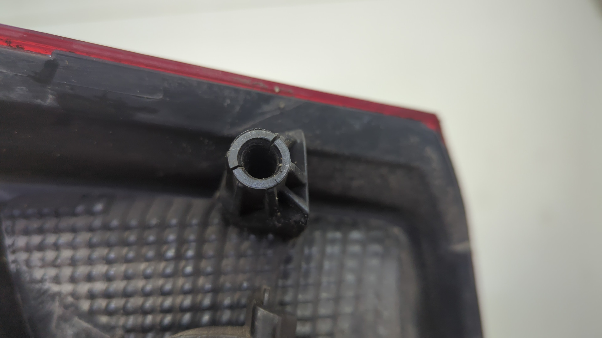 Фонарь задний правый