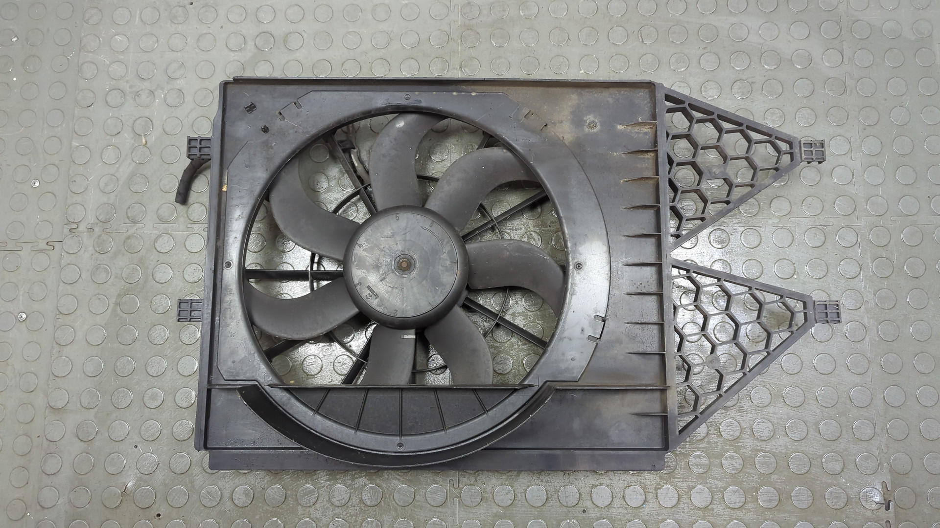 Вентилятор радиатора