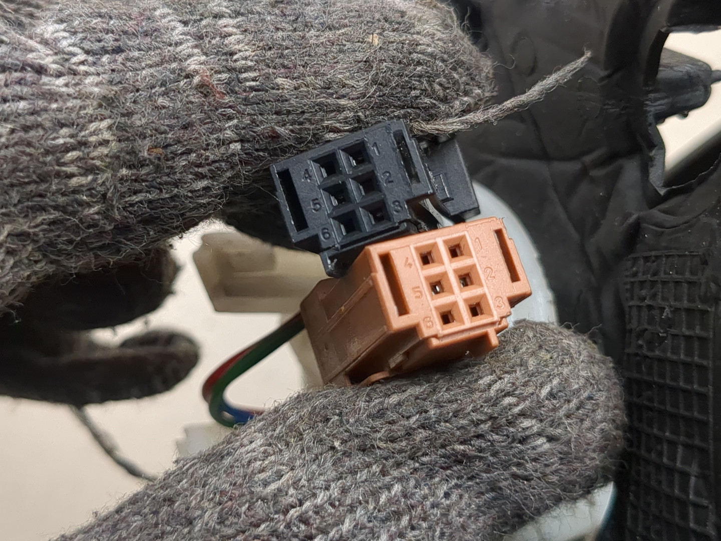 Зеркало правое электрическое