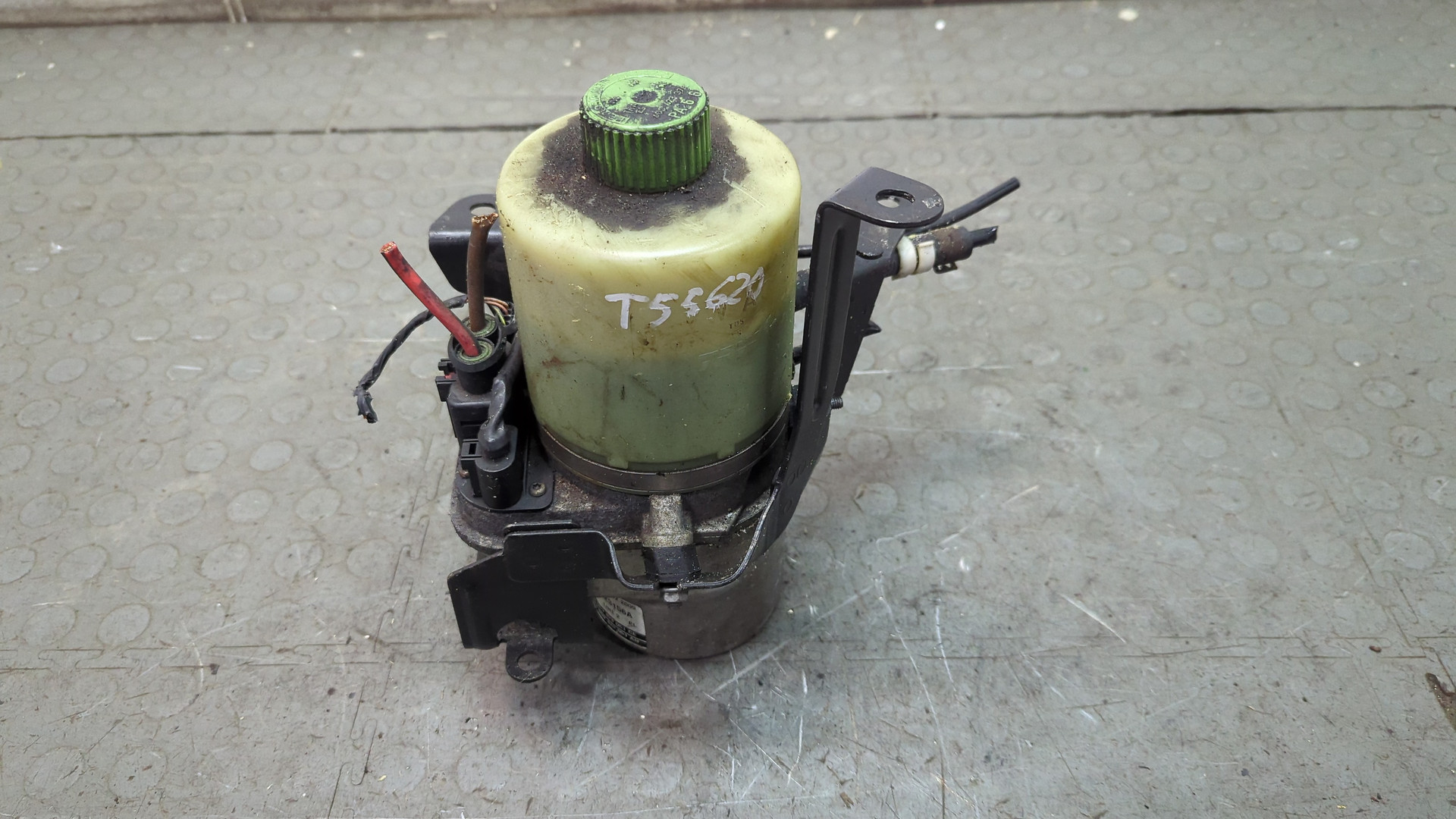 Насос ГУР (гидроусилитель руля)