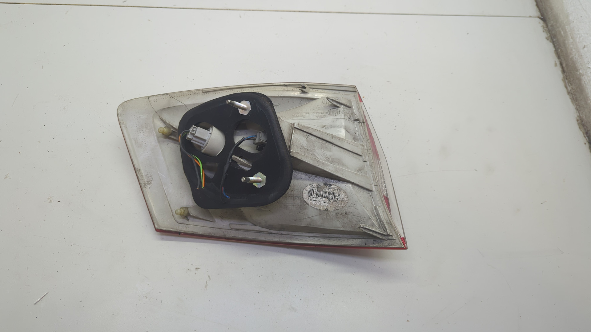 Фонарь задний правый