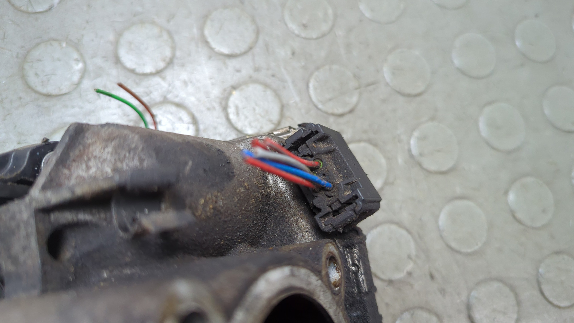 Заслонка дроссельная электрическая