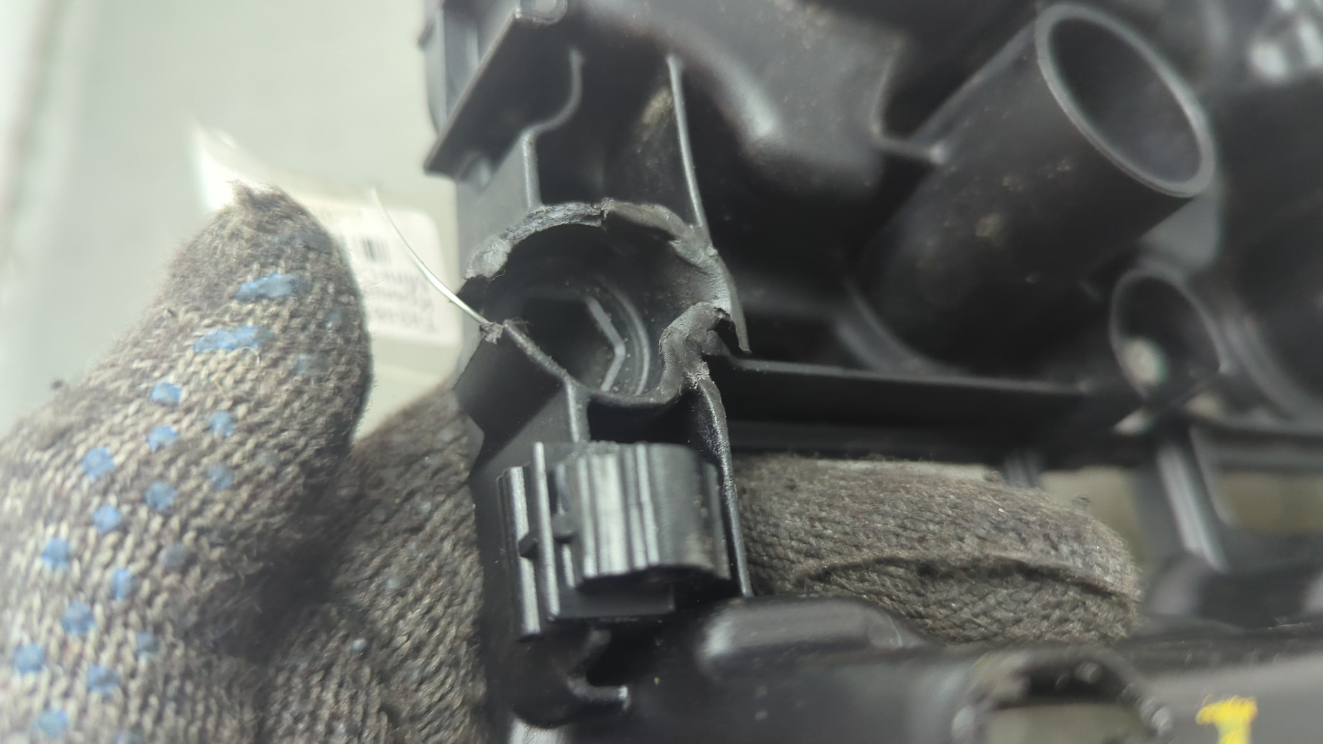 Крышка клапанная ГБЦ