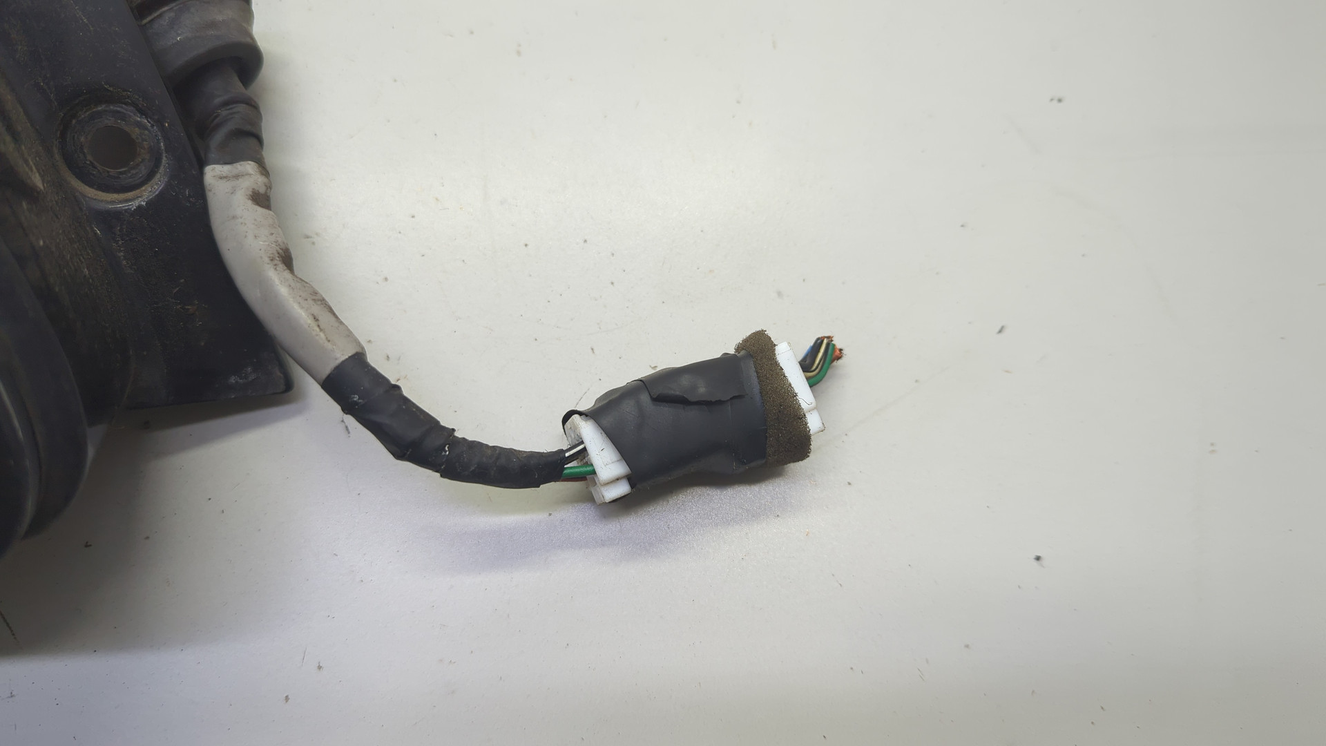 Фонарь задний левый