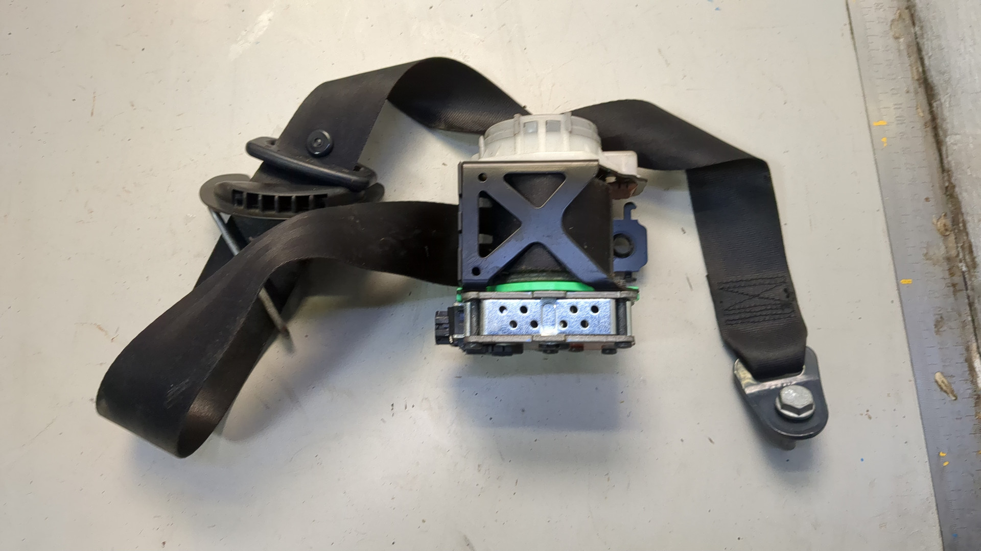 Ремень безопасности