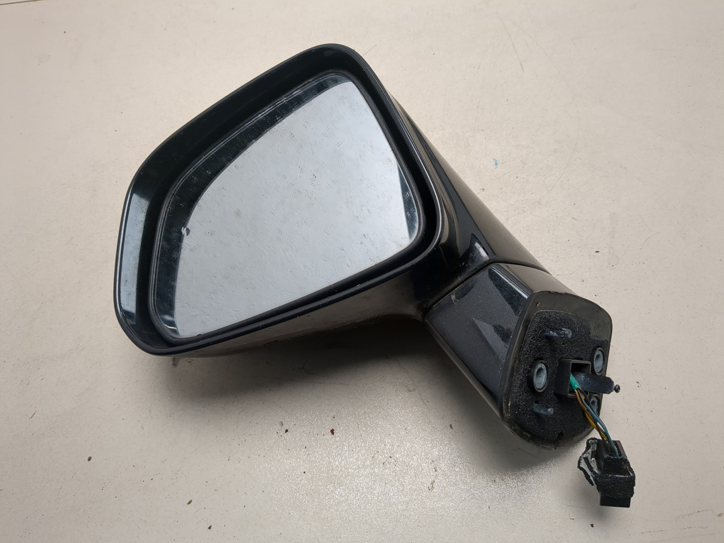 Зеркало левое электрическое