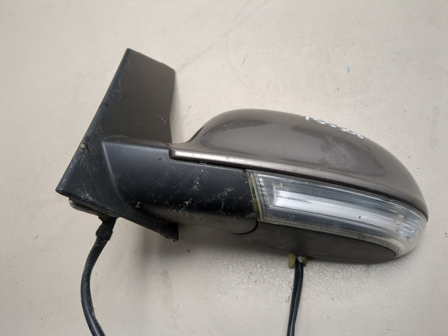 Зеркало левое электрическое