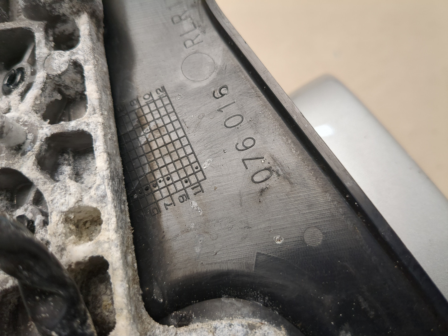 Зеркало правое электрическое