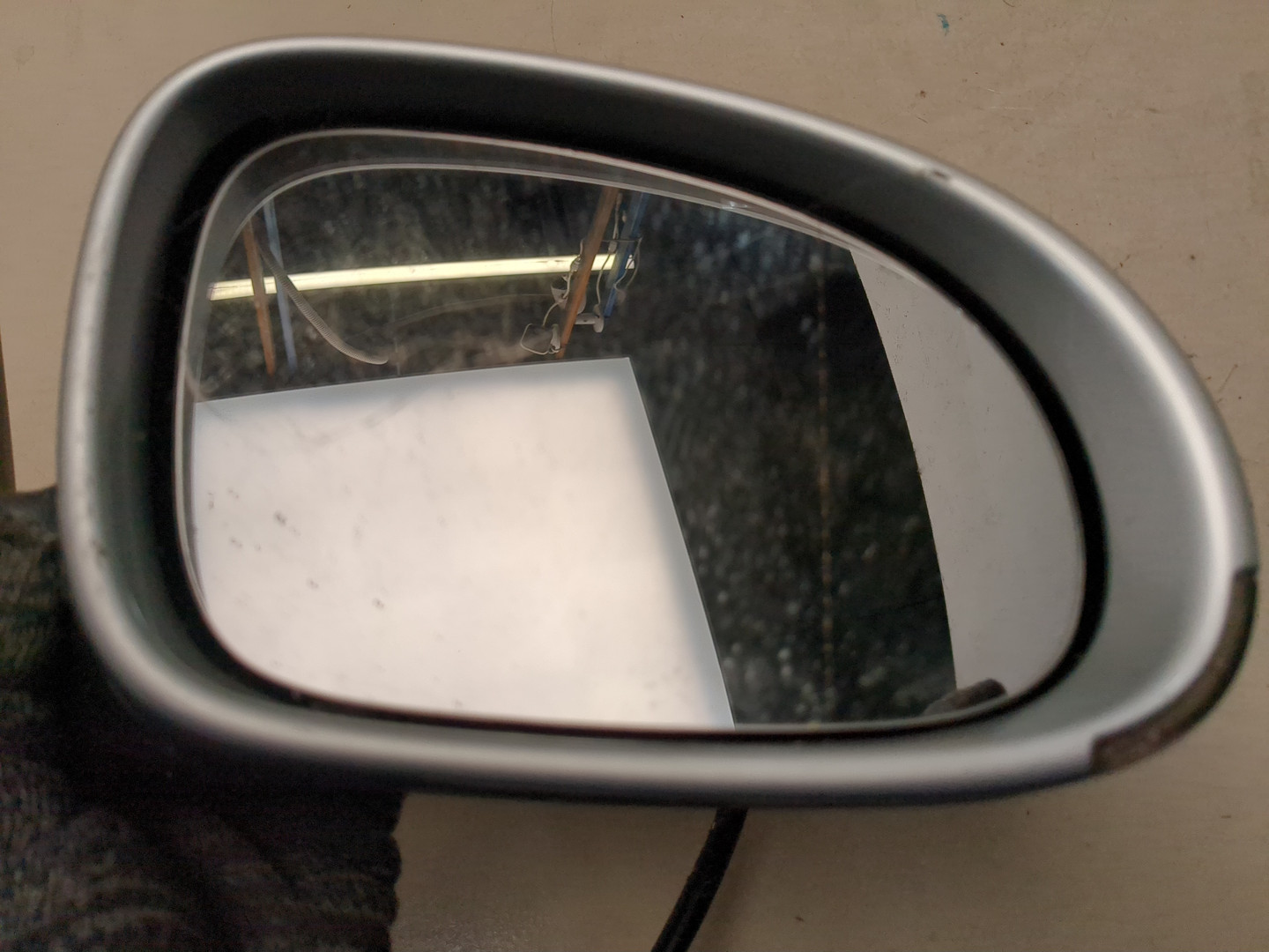 Зеркало правое электрическое