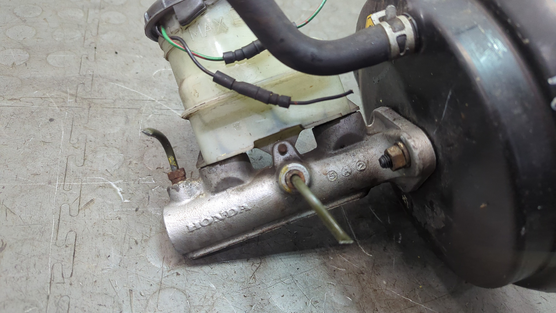 Усилитель тормозов вакуумный