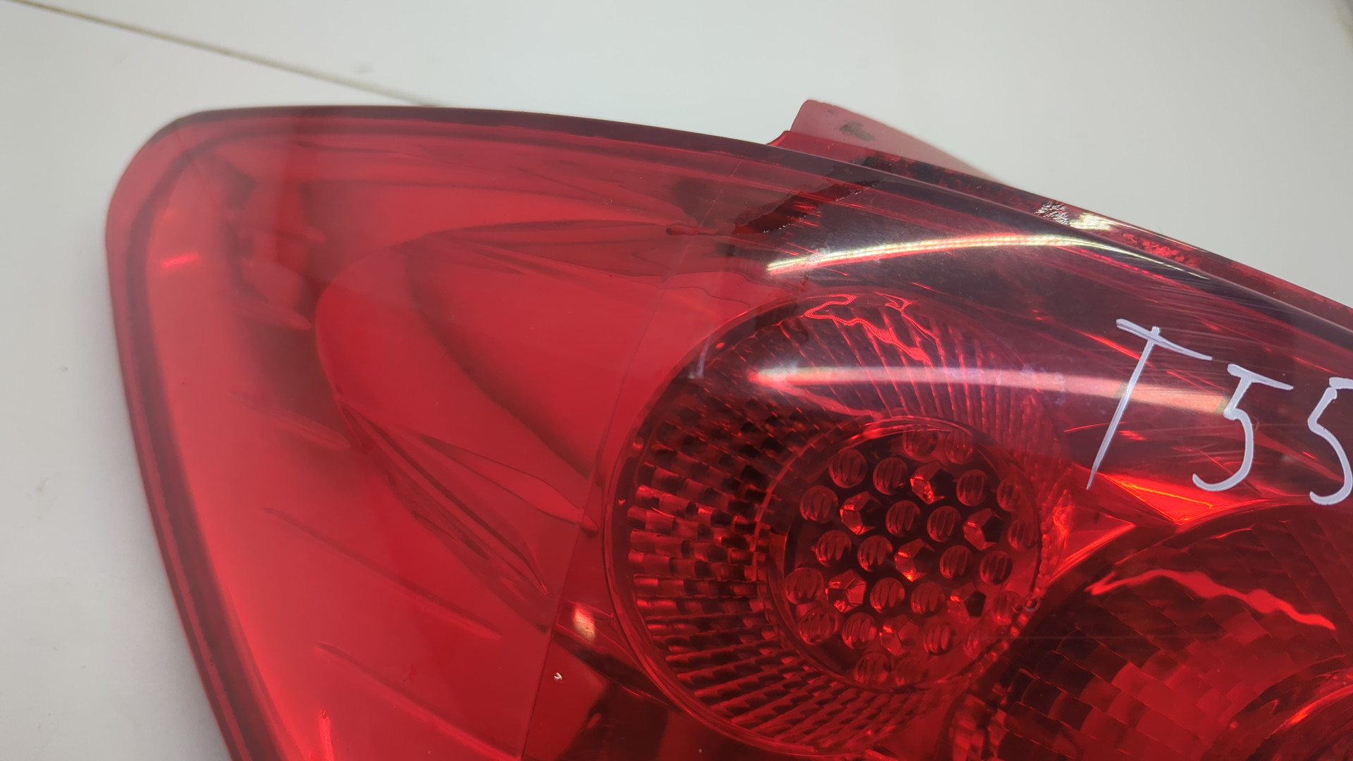 Фонарь задний левый