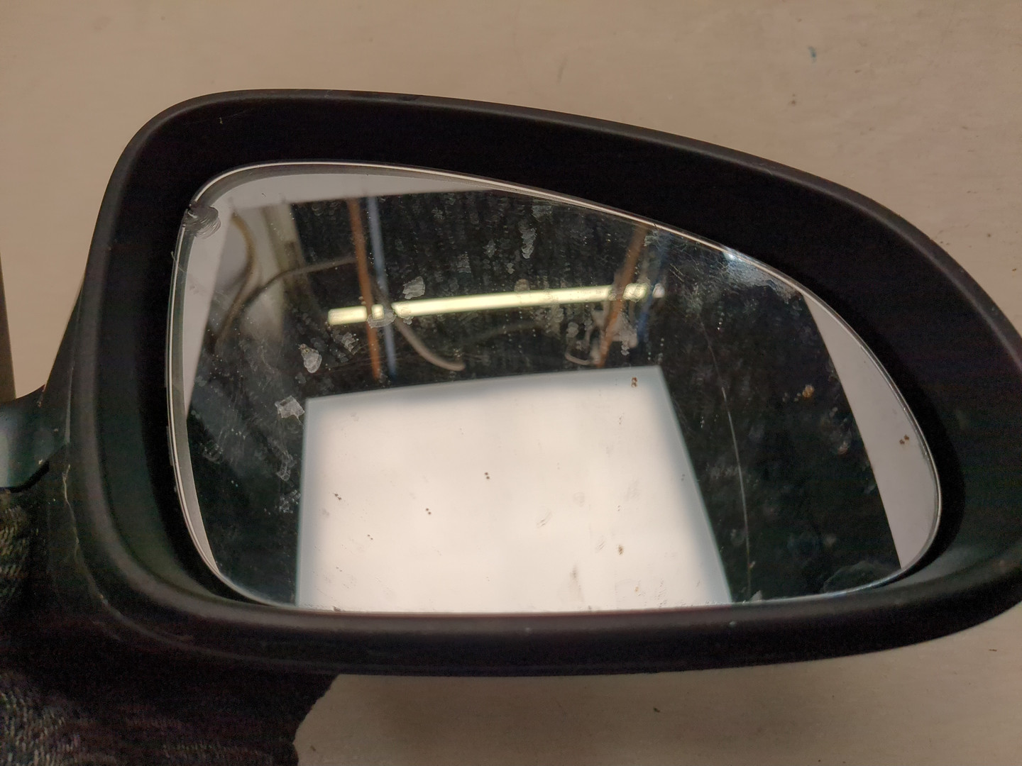 Зеркало правое электрическое