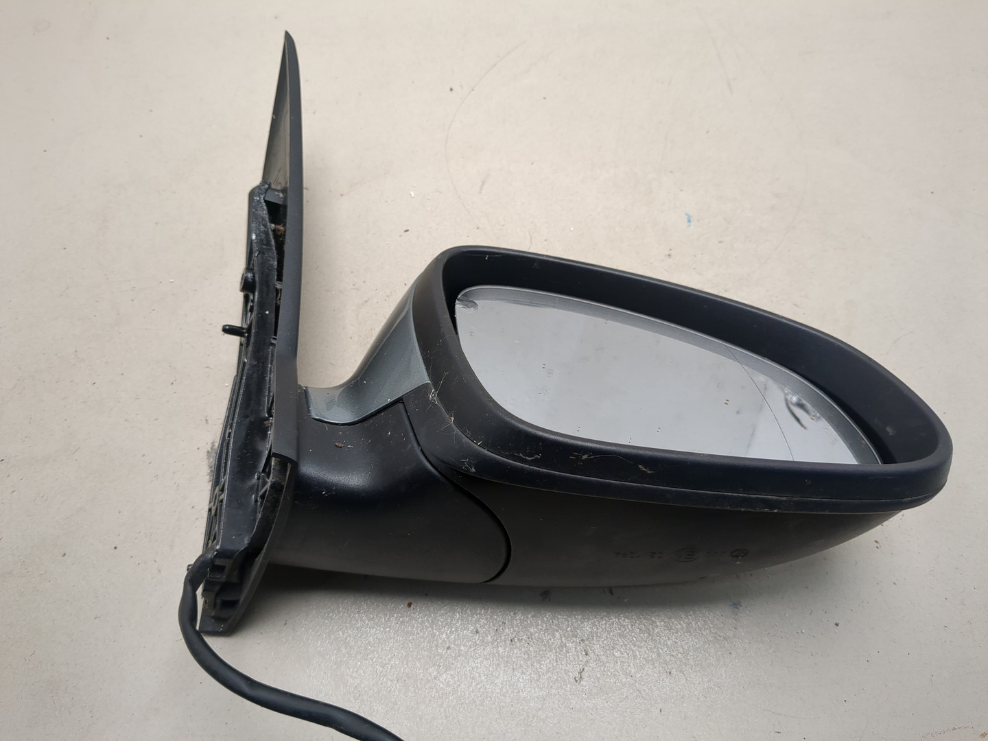 Зеркало правое электрическое