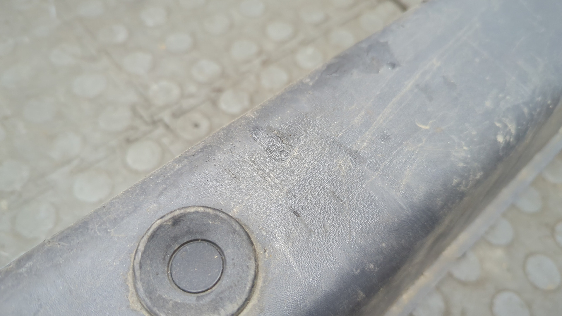 Бампер задний