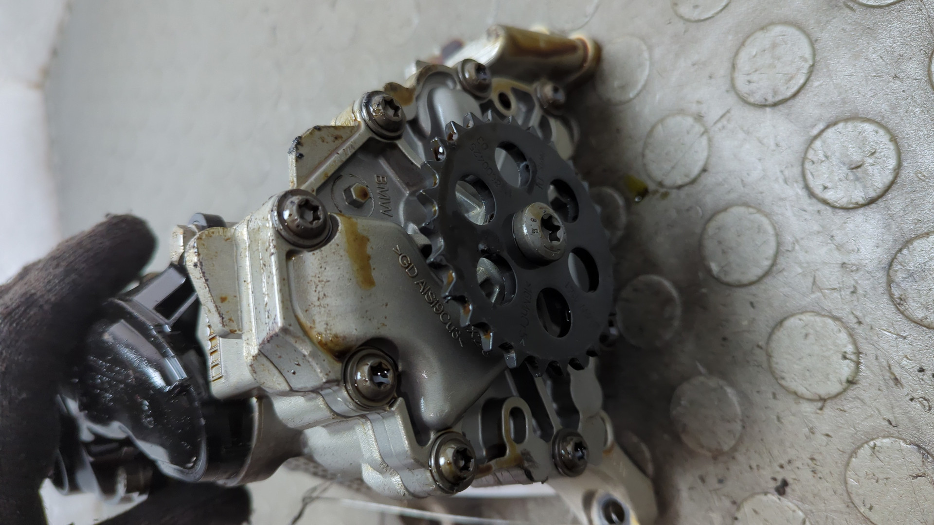 Насос масляный